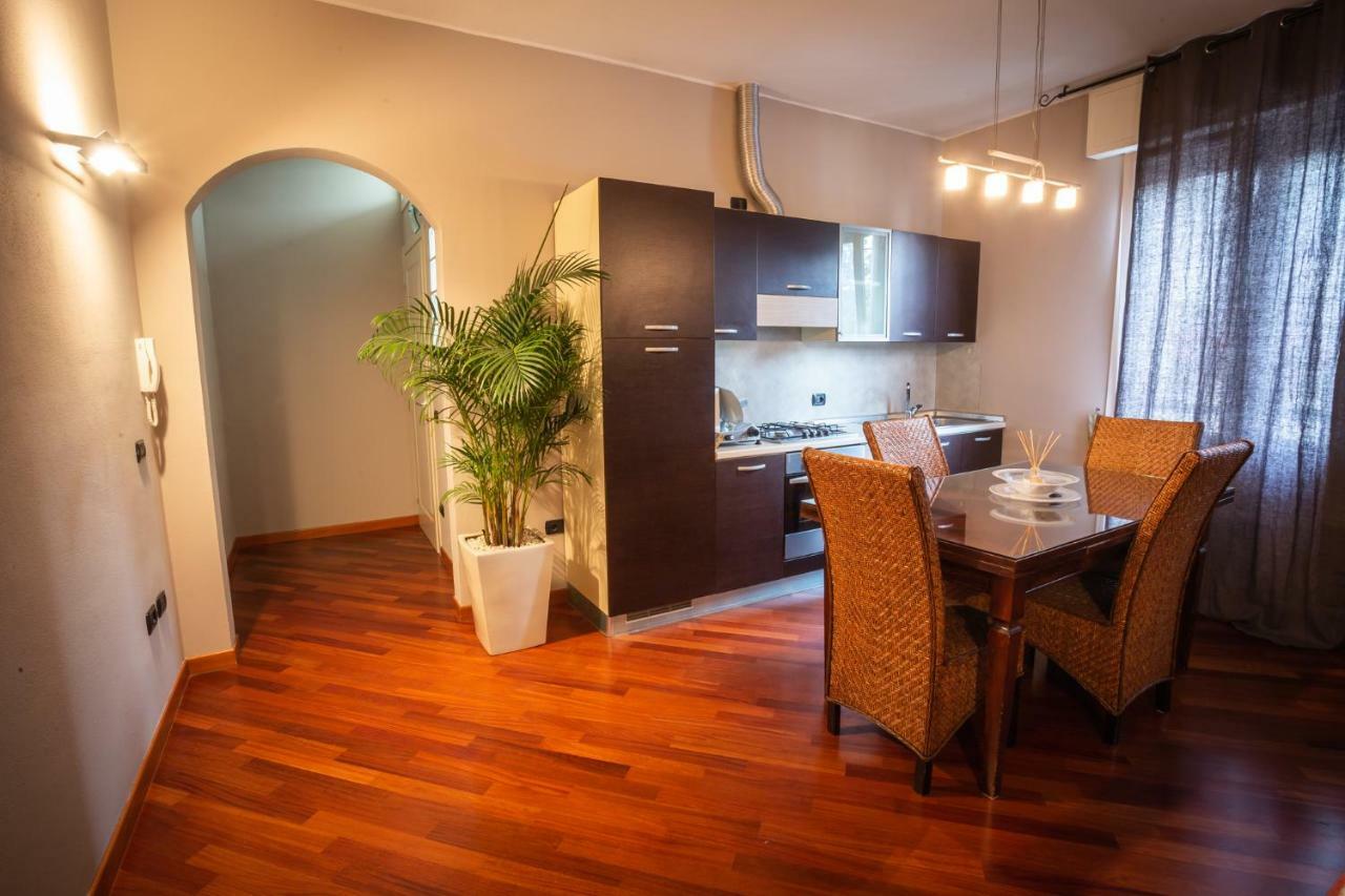 Apartamento Cinematic Modern Flat, 100 Mt Da Ospedale Rávena Exterior foto